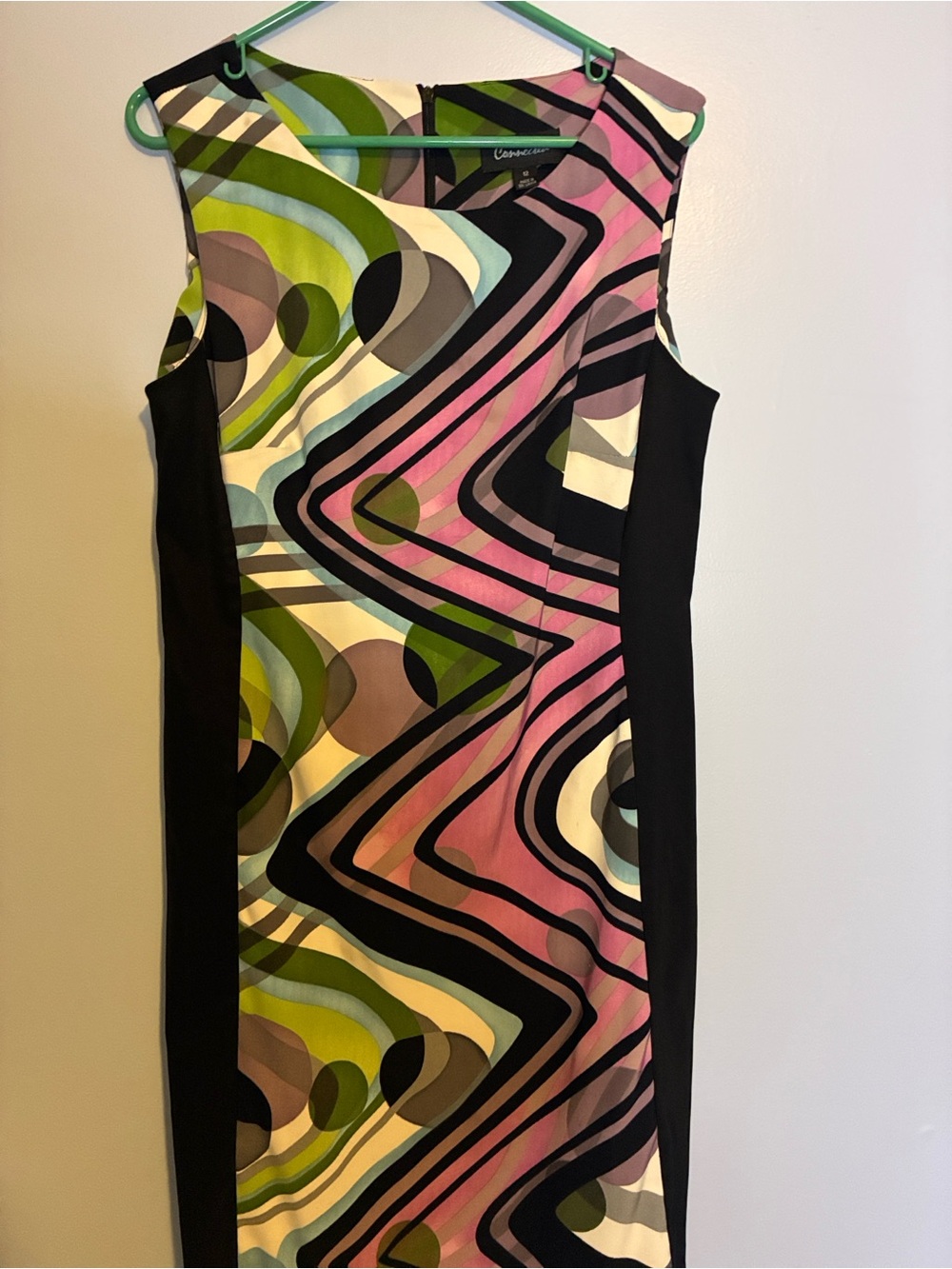 connected apparel Black-Panel Multicolor Abstract Sheath Dress